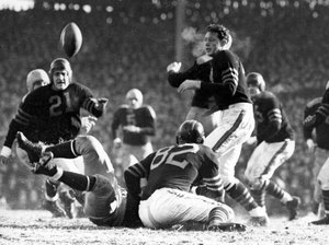 1941 Bears-Packers Playoff Action - 2